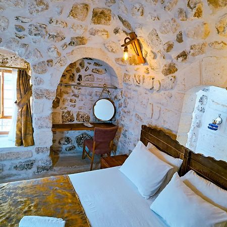 Mons Masius Hotel Teras Midyat Eksteriør billede