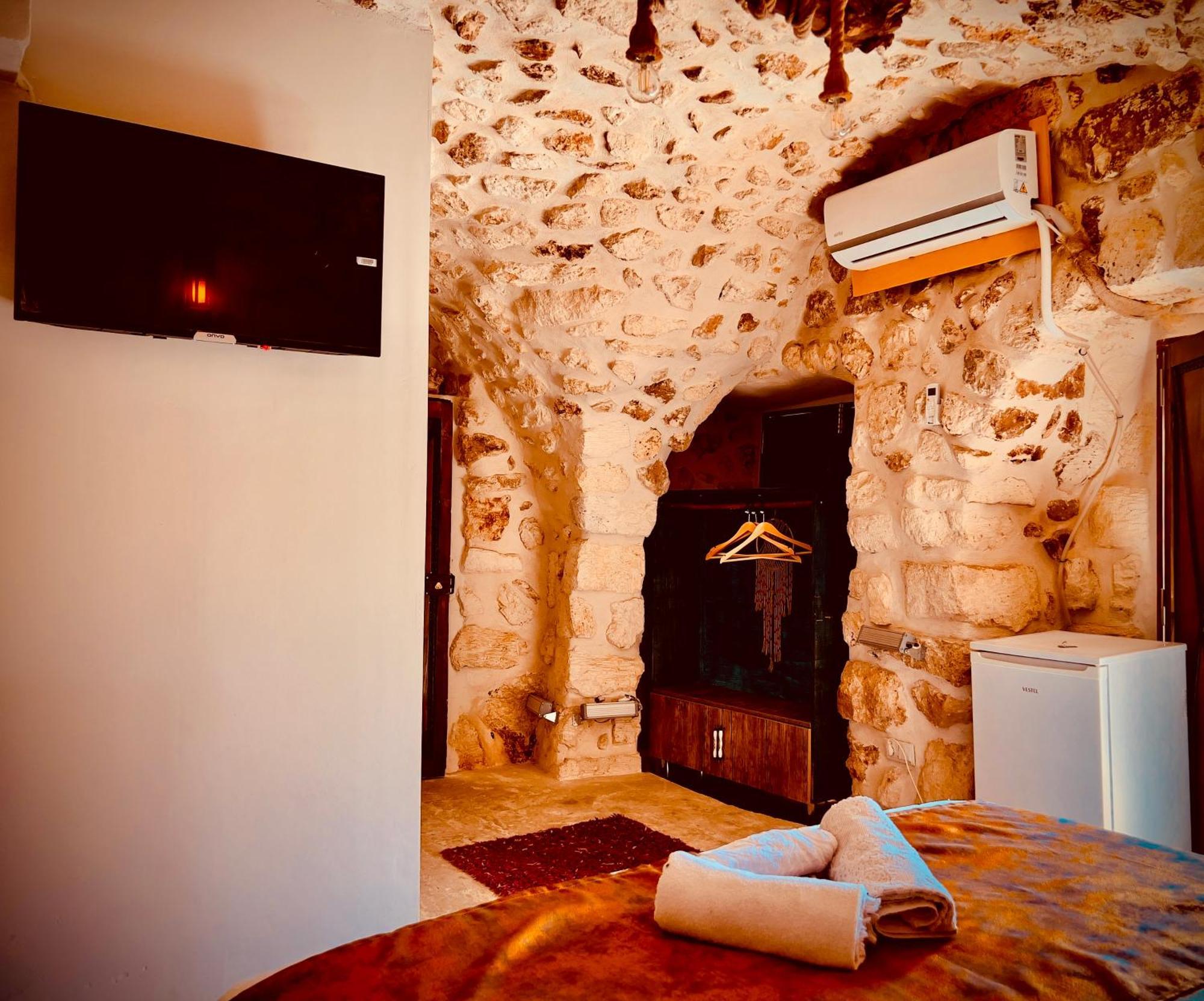 Mons Masius Hotel Teras Midyat Eksteriør billede