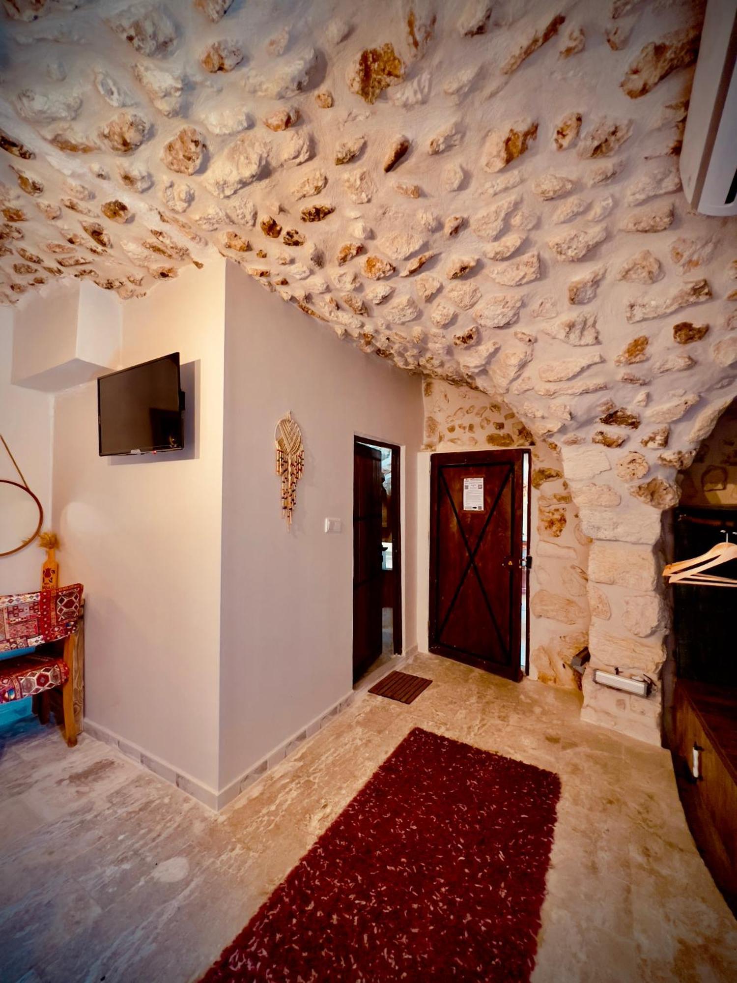 Mons Masius Hotel Teras Midyat Eksteriør billede