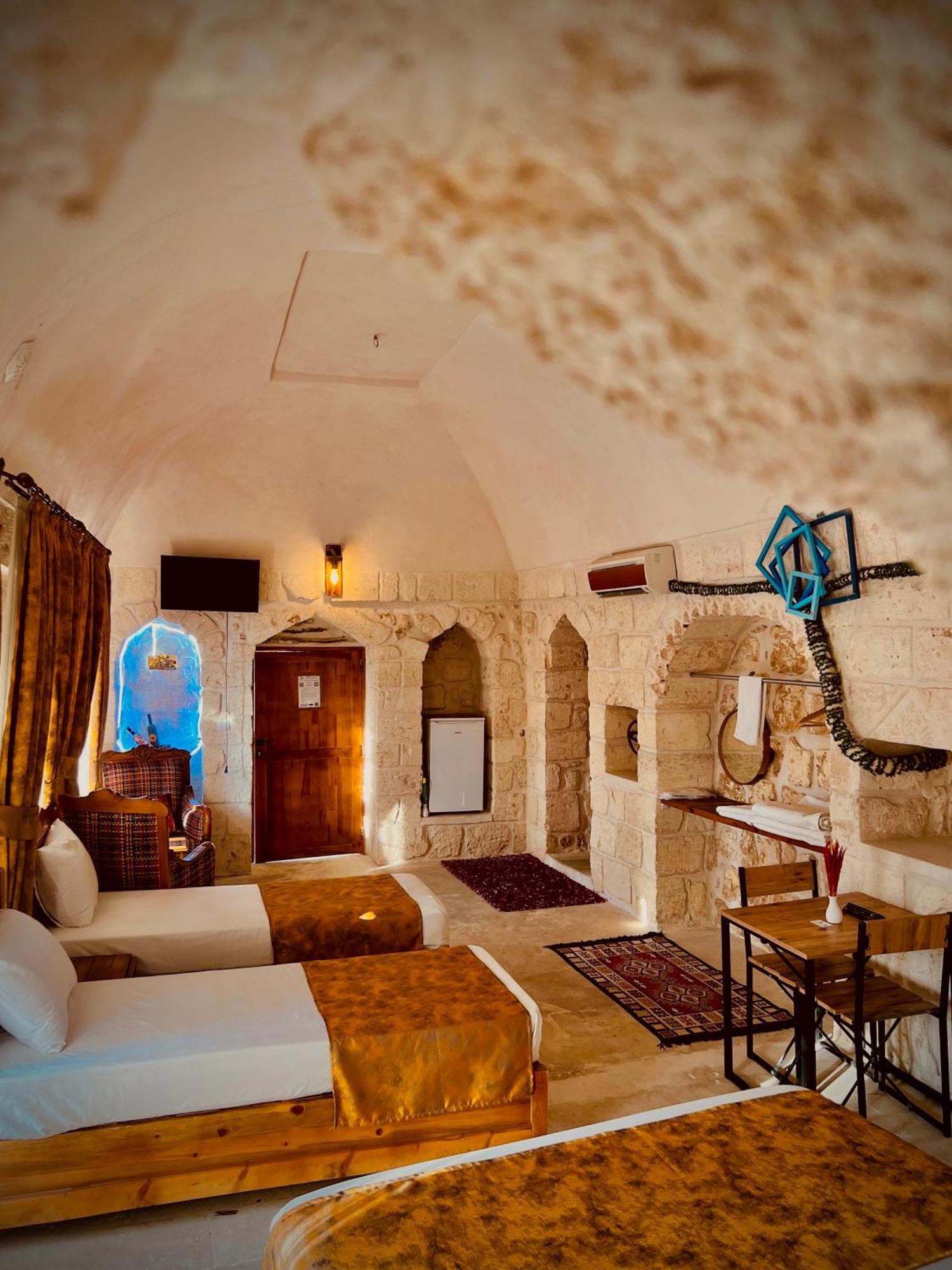 Mons Masius Hotel Teras Midyat Eksteriør billede