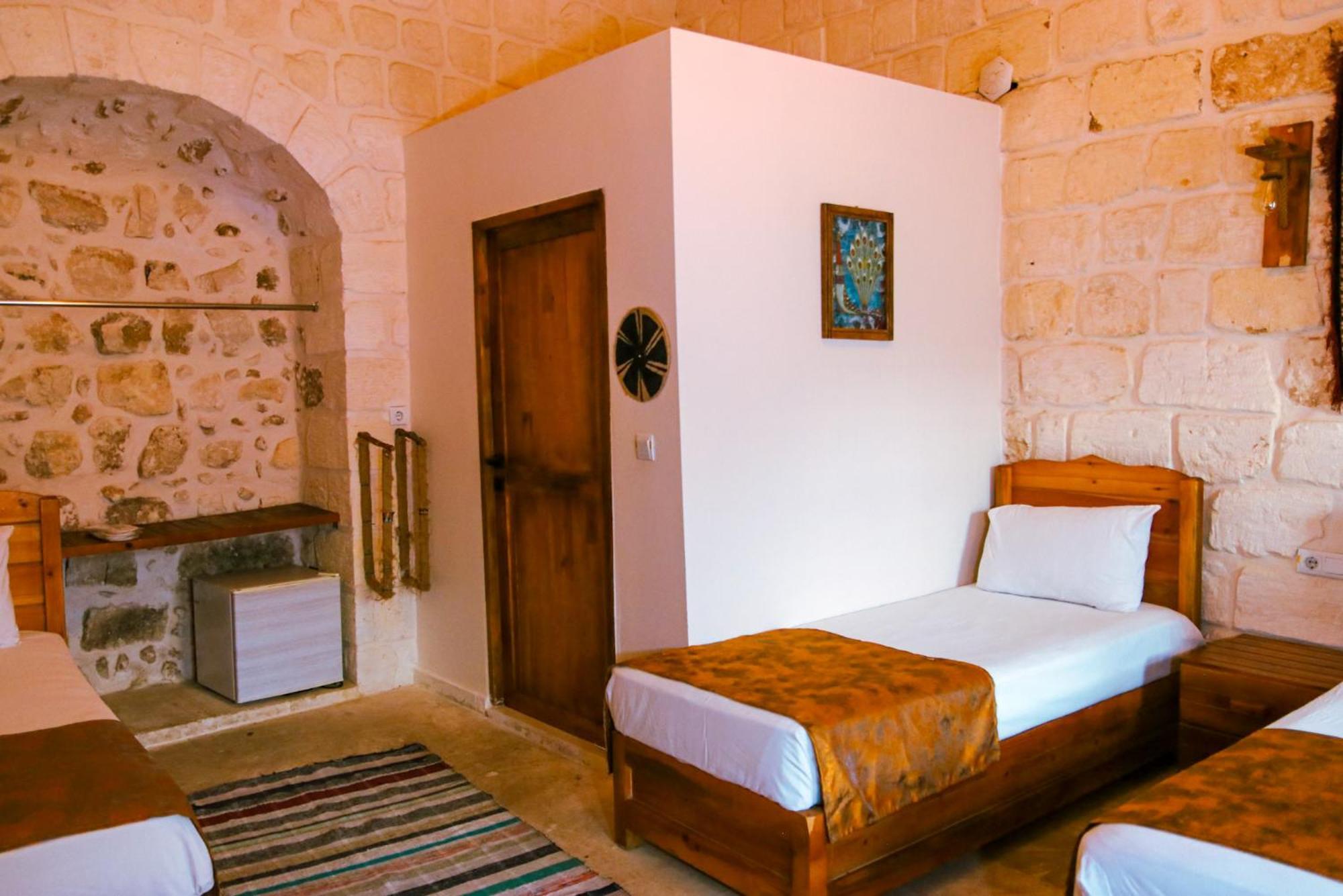 Mons Masius Hotel Teras Midyat Eksteriør billede