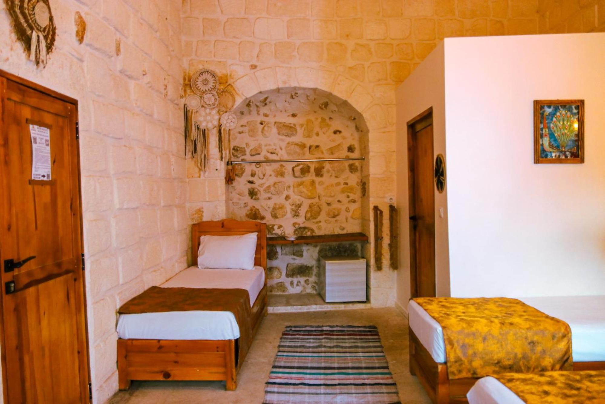 Mons Masius Hotel Teras Midyat Eksteriør billede