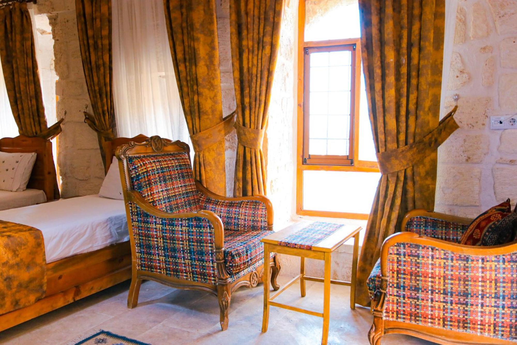 Mons Masius Hotel Teras Midyat Eksteriør billede
