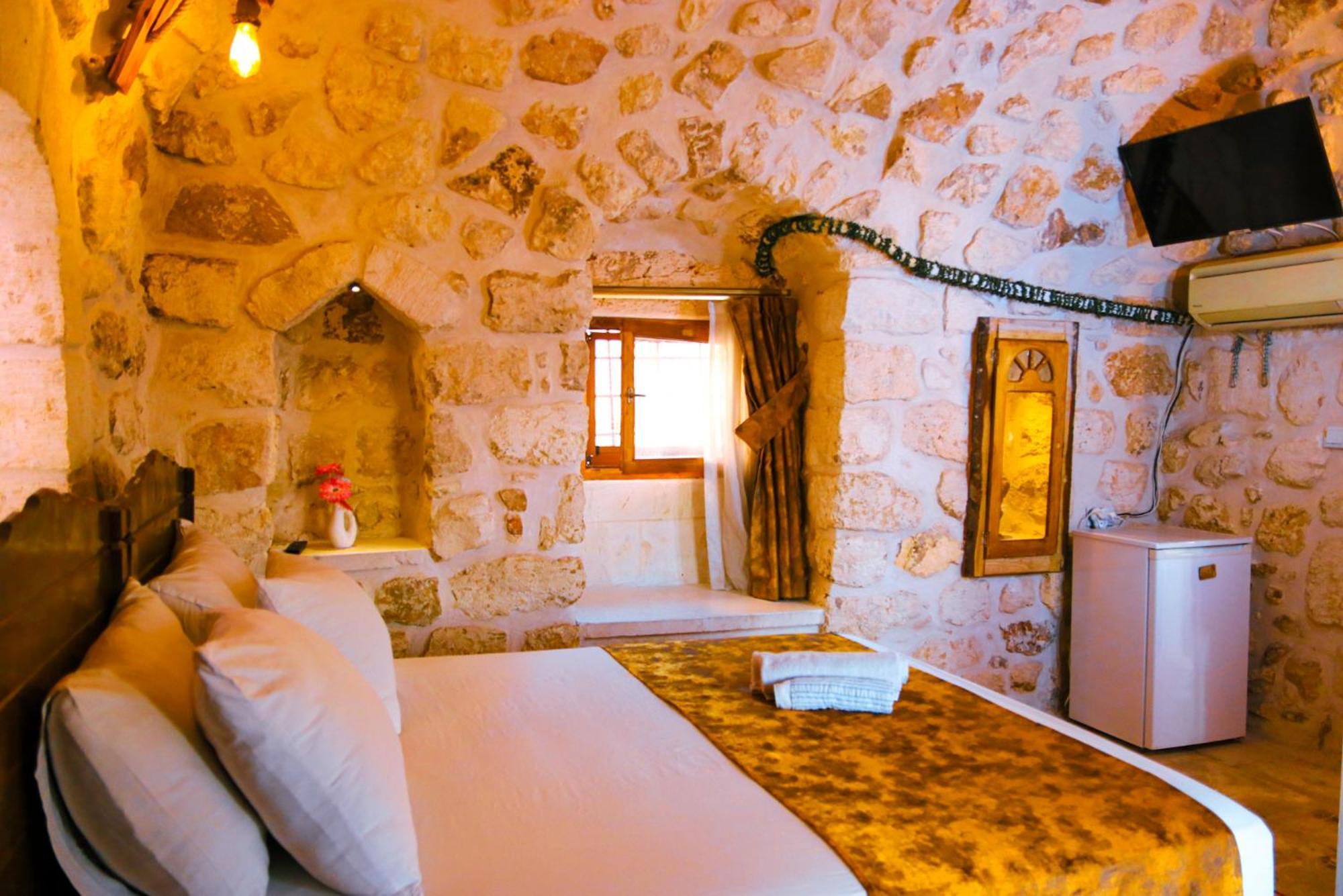 Mons Masius Hotel Teras Midyat Eksteriør billede